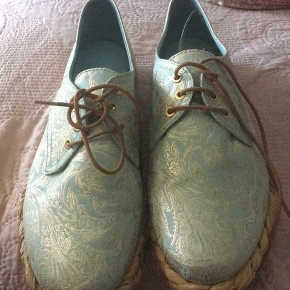 Authentic Tory Burch loafers sz 9.5 like new - Picture 1 of 5